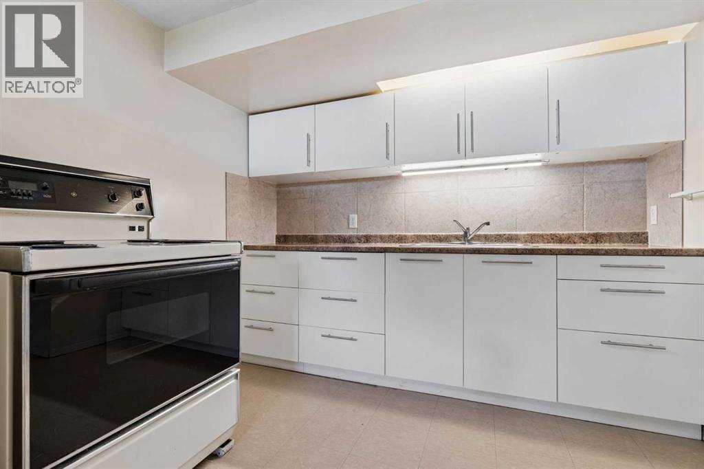 1306 87 Avenue SW, Calgary, Alberta  T2V 0W3 - Photo 36 - A2321347