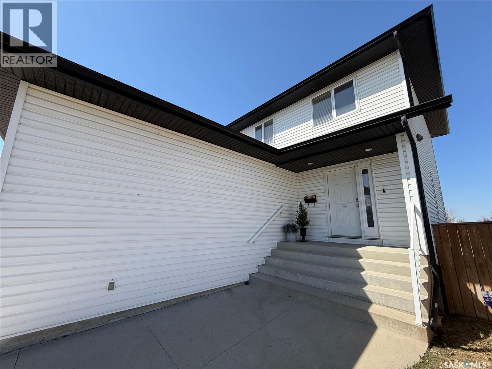 3102 37th Street W, Saskatoon, Saskatchewan  S7L 7H9 - Photo 4 - SK040249