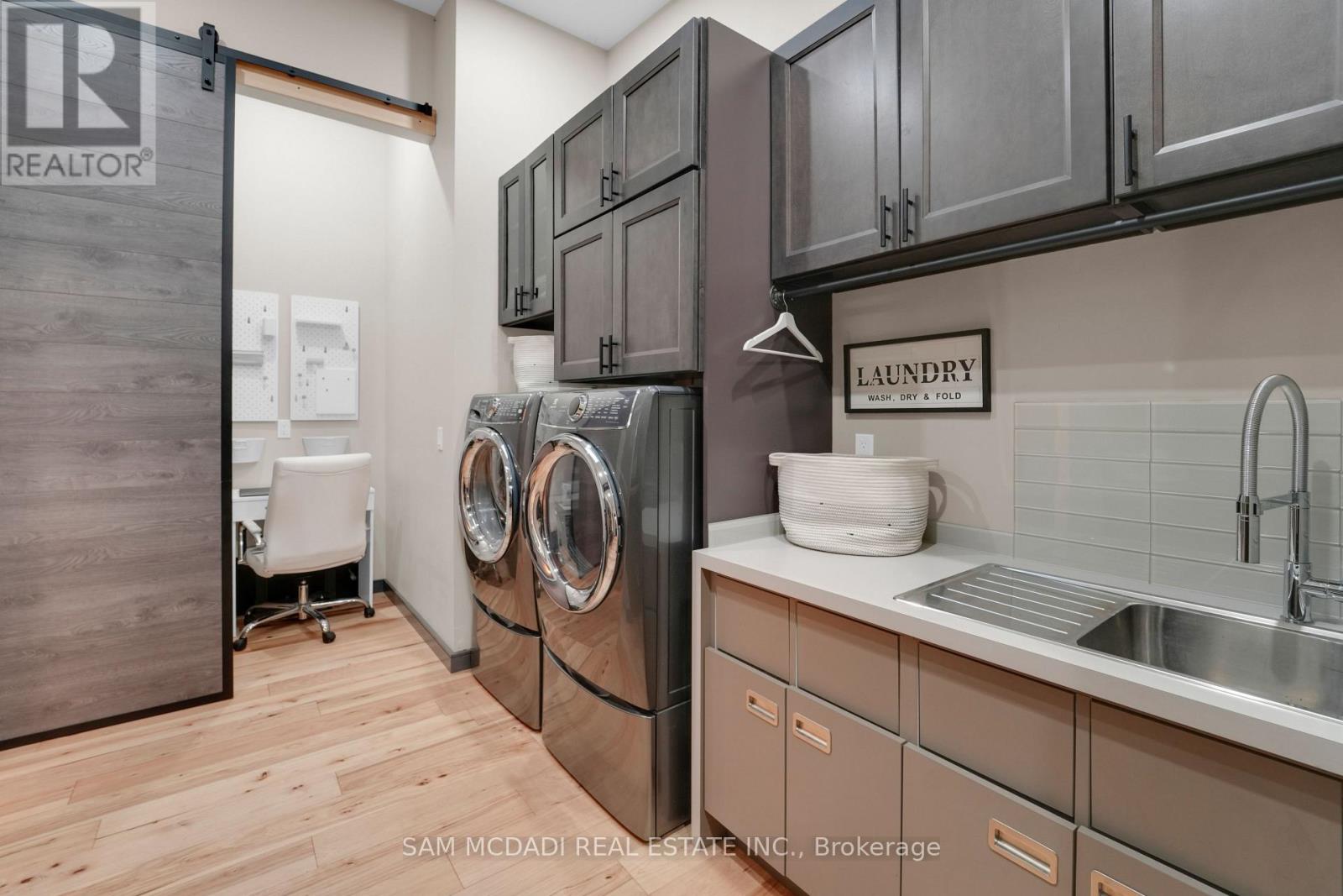 2084 Grand Boulevard, Burlington, Ontario  L7P 0N1 - Photo 17 - W13475034