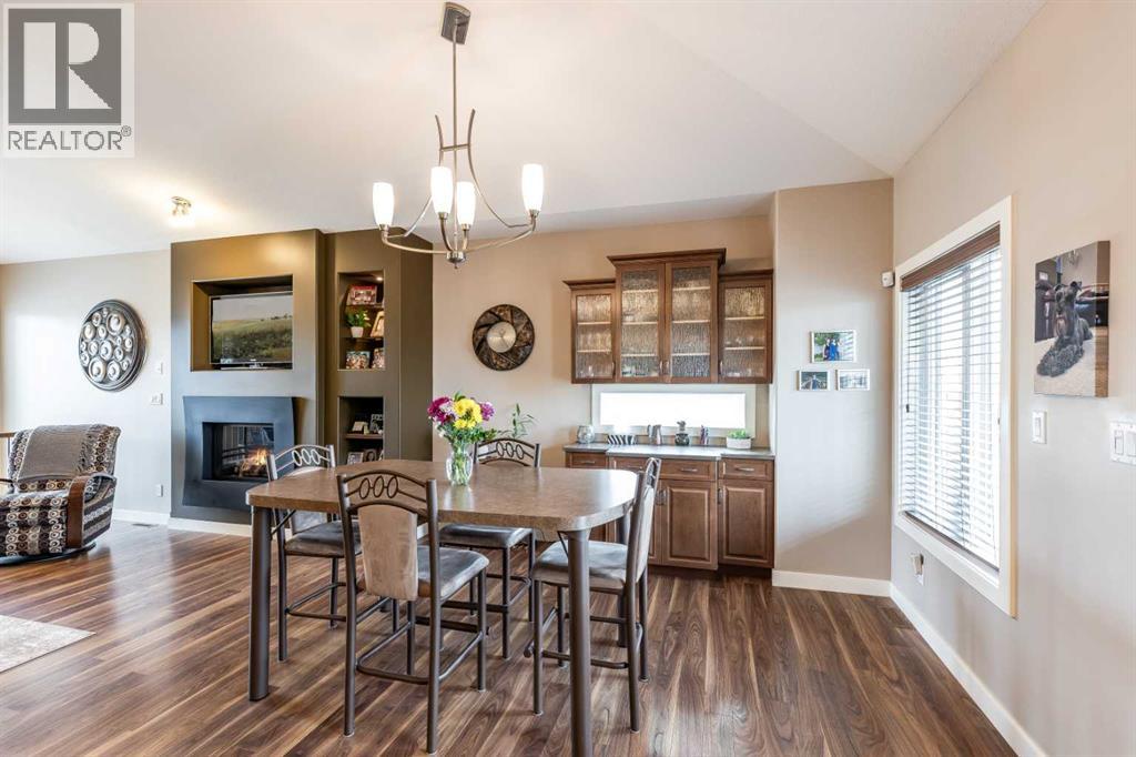 207 Hamptons Way Se, Medicine Hat, Alberta  T1B 0E1 - Photo 16 - A2311270
