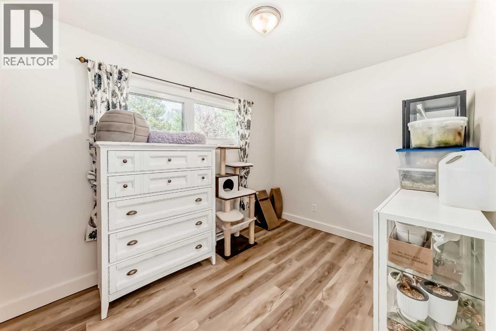 35 Collingwood Place NW, Calgary, Alberta  T2L 0R1 - Photo 13 - A2320906