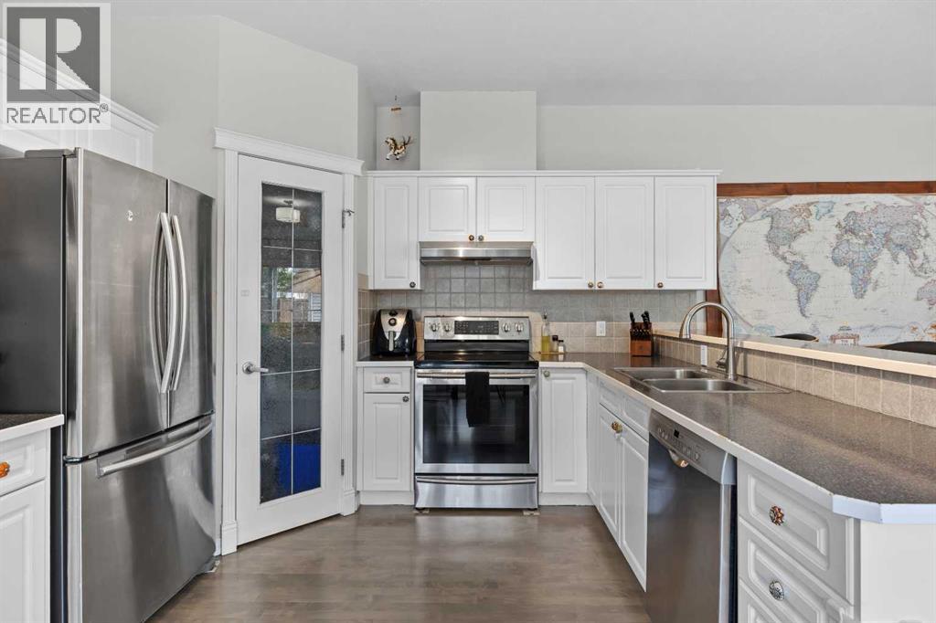 3408 16 Street Sw, Calgary, Alberta  T2T 6E5 - Photo 3 - A2322479