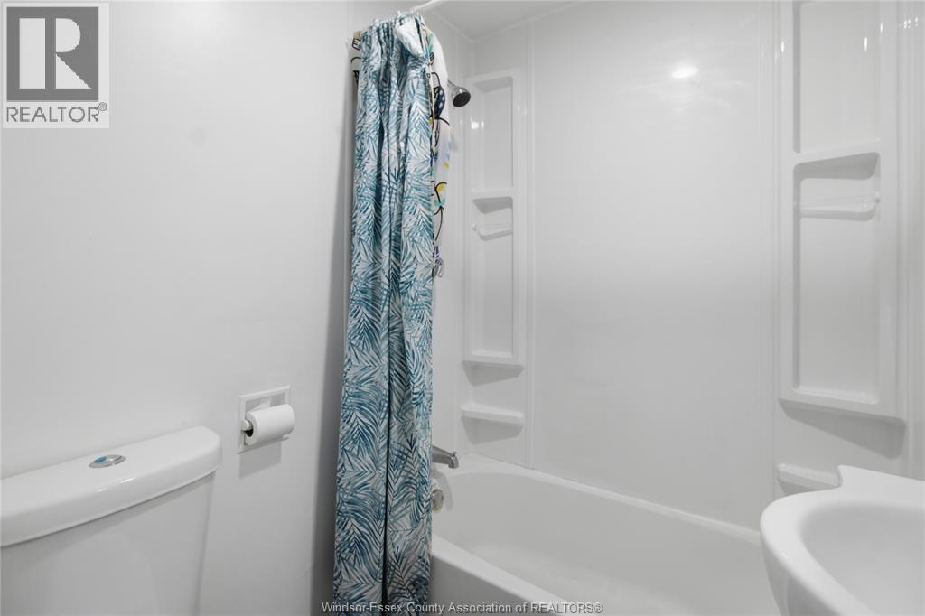 2625 Alexis Road, Windsor, Ontario  N8W 3Z8 - Photo 24 - 26014825