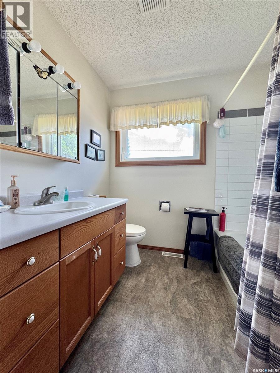 136 Darlington Street E, Yorkton, Saskatchewan  S3N 0E1 - Photo 29 - SK040146