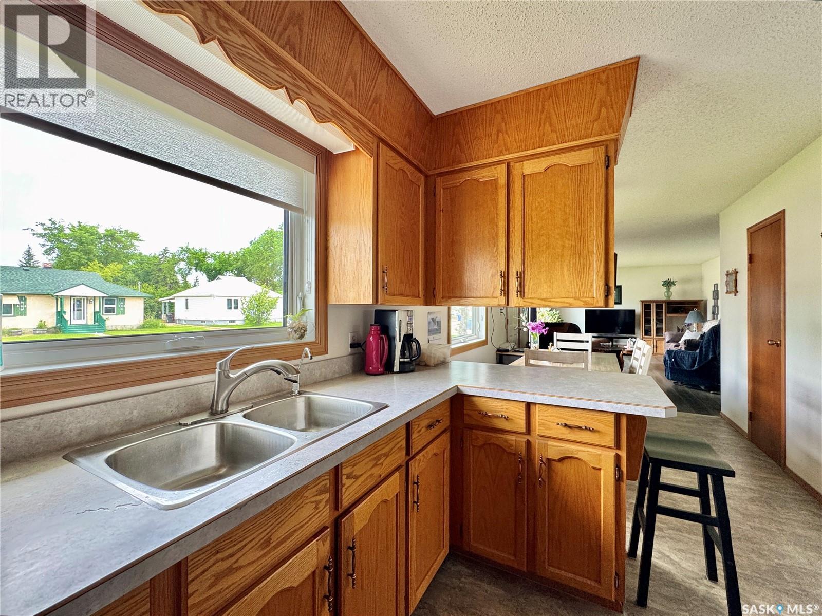 136 Darlington Street E, Yorkton, Saskatchewan  S3N 0E1 - Photo 7 - SK040146