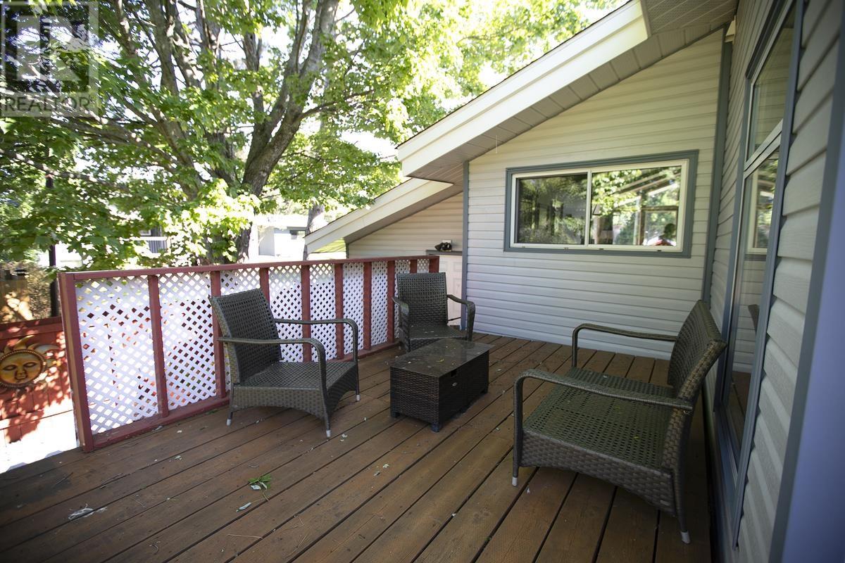 85 Royal York Blvd, Sault Ste. Marie, Ontario  P6A 6X3 - Photo 14 - SM261497
