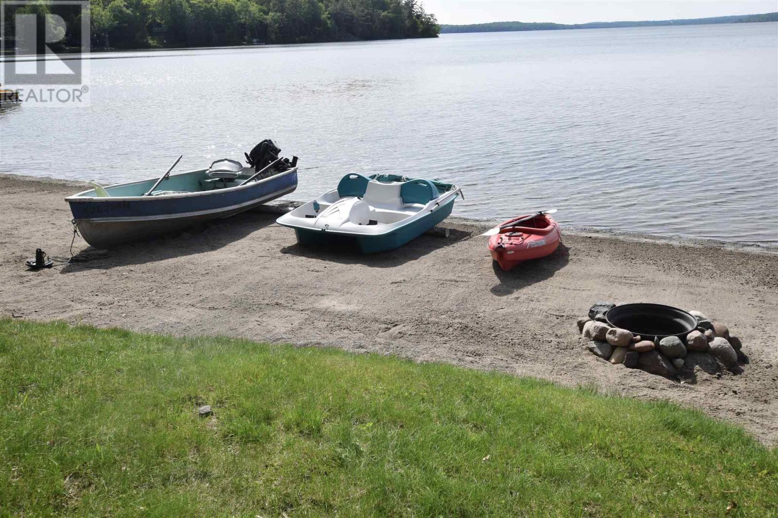 686 Sunset Beach Road, Huron Shores, Ontario  P0R 1H0 - Photo 23 - SM261545