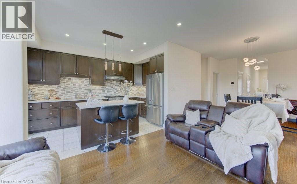 42 Greenwater Street, Kitchener, Ontario  N2R 0H2 - Photo 14 - 40841797