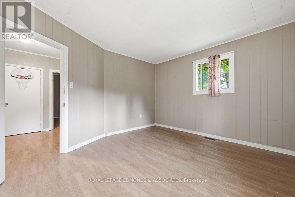 27 Achray Road, Laurentian Valley, Ontario  K8A 6L1 - Photo 15 - X13475282