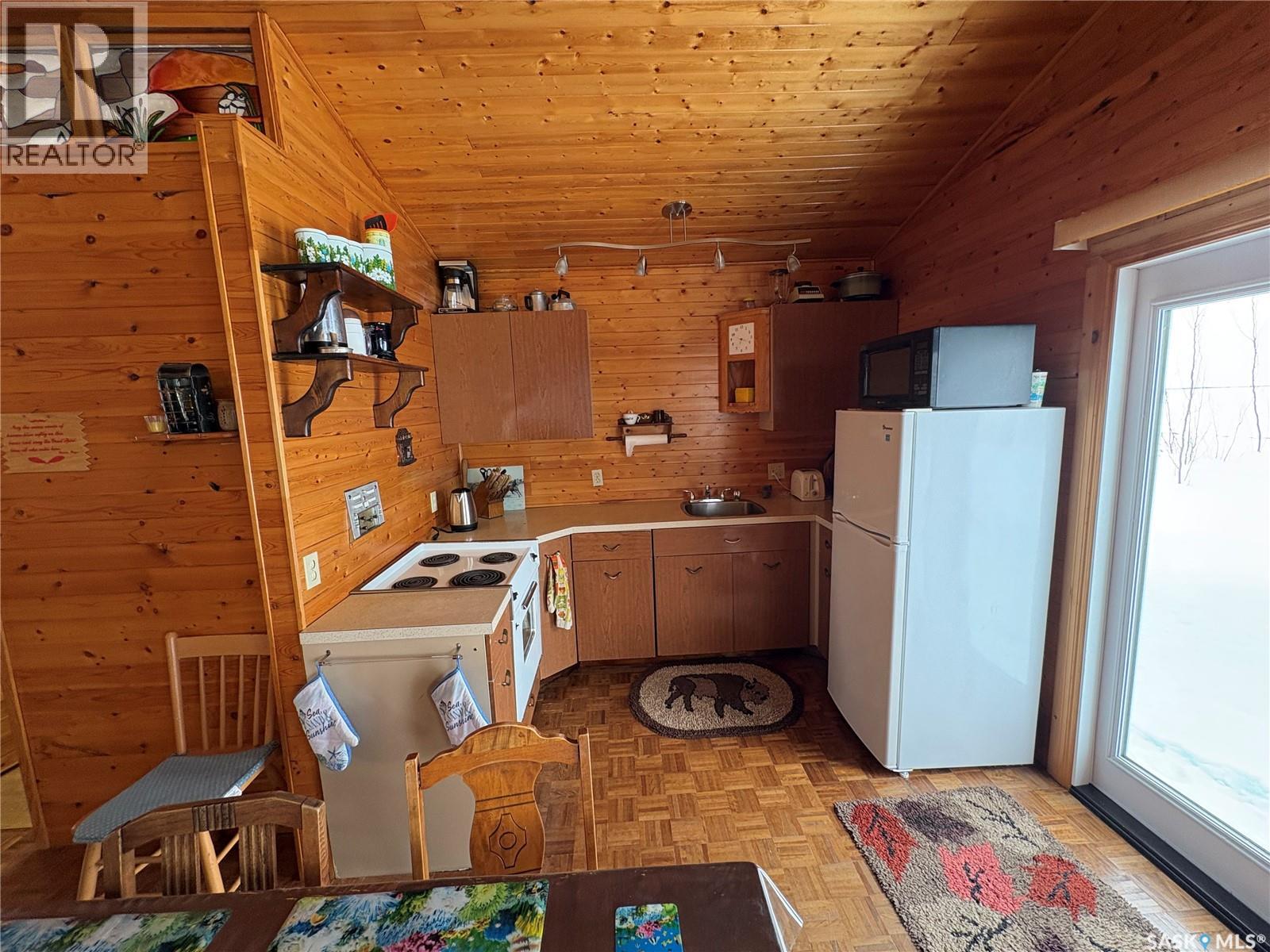 184 Shoreline Drive, Fishing Lake, Saskatchewan  S0A 1Y0 - Photo 28 - SK032079