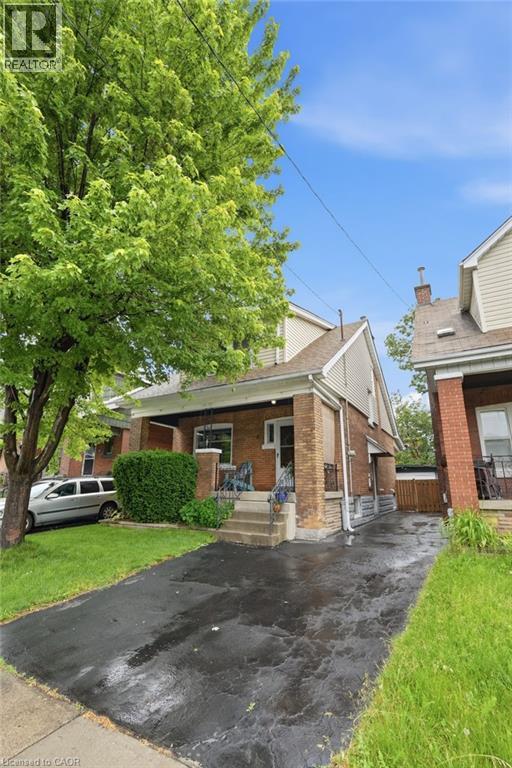 16 Connaught Avenue N, Hamilton, Ontario  L8L 6Y7 - Photo 3 - 40838939