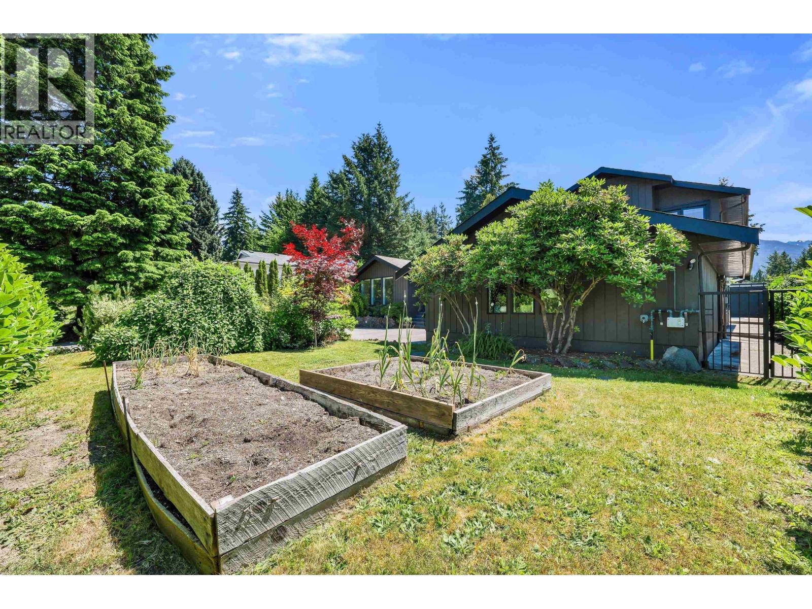 2539 Jura Crescent, Squamish, British Columbia  V0N 1T0 - Photo 28 - R3137656