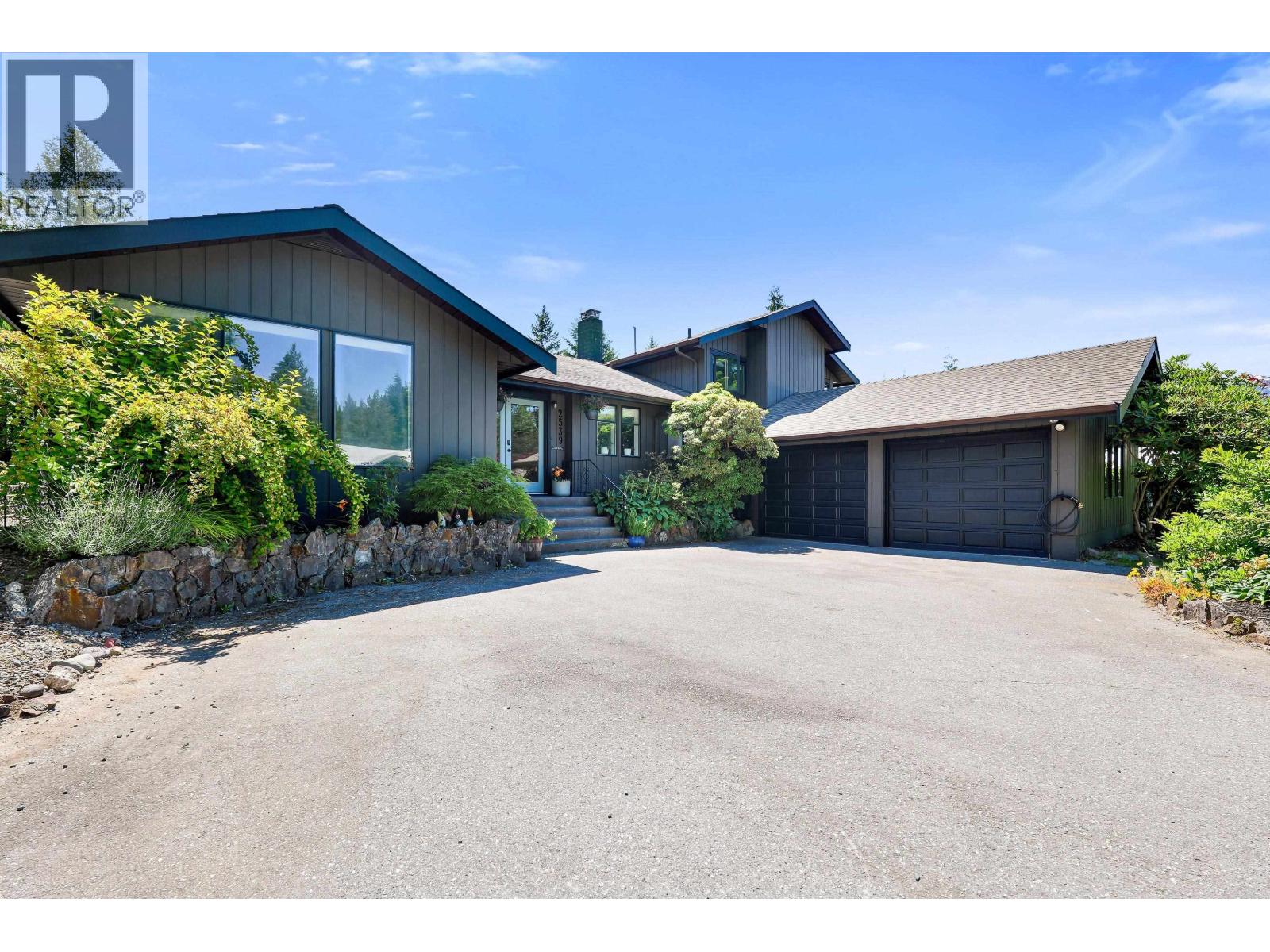 2539 JURA CRESCENT
