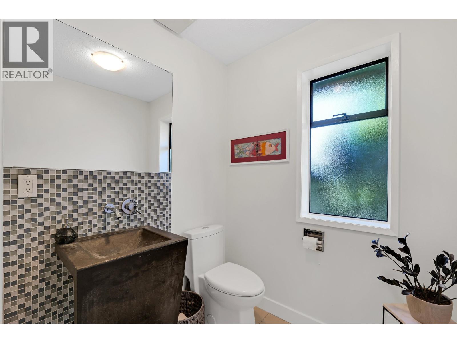 2539 Jura Crescent, Squamish, British Columbia  V0N 1T0 - Photo 12 - R3137656