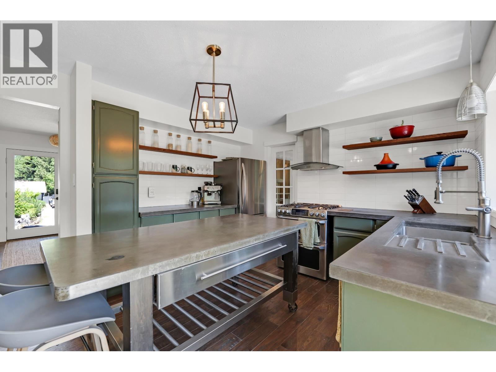 2539 Jura Crescent, Squamish, British Columbia  V0N 1T0 - Photo 6 - R3137656