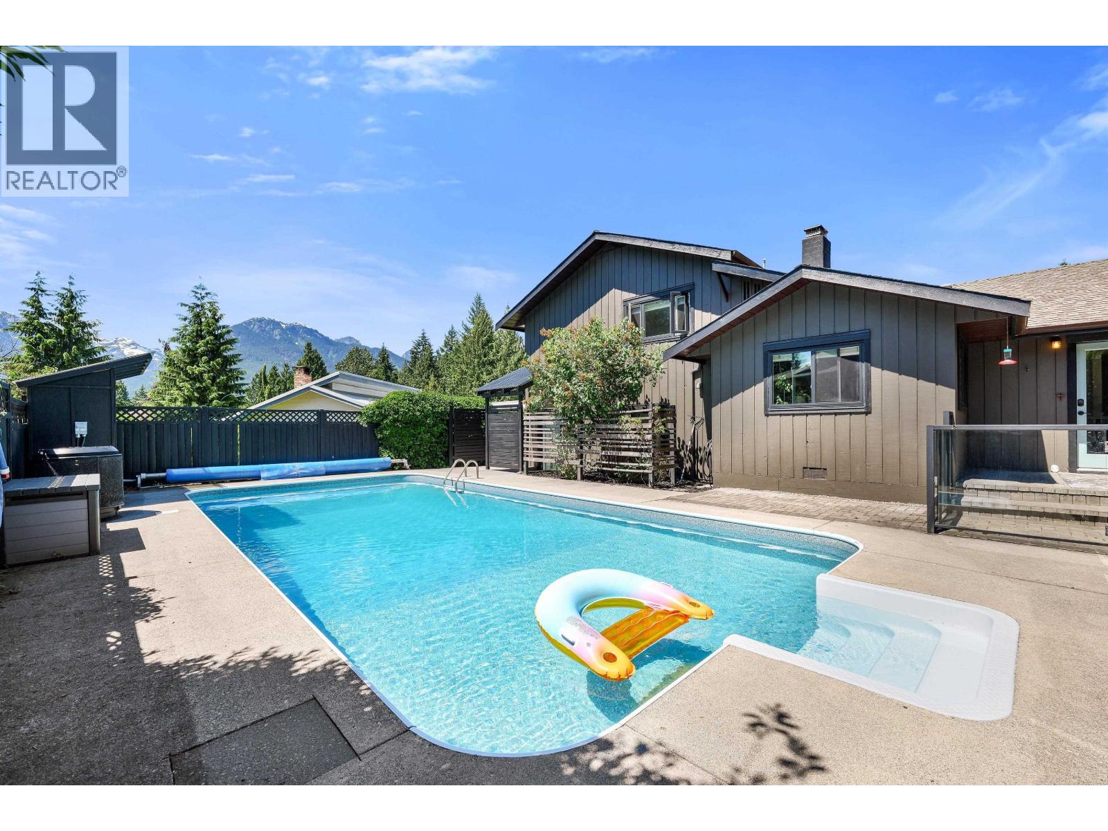 2539 Jura Crescent, Squamish, British Columbia  V0N 1T0 - Photo 33 - R3137656