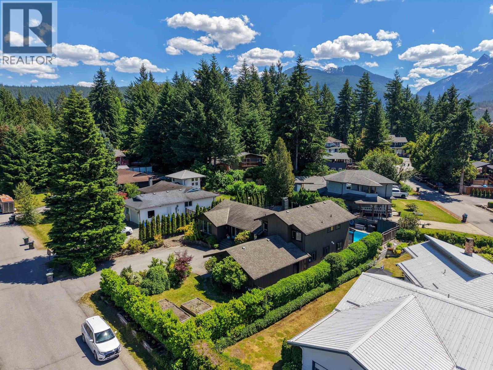 2539 Jura Crescent, Squamish, British Columbia  V0N 1T0 - Photo 37 - R3137656