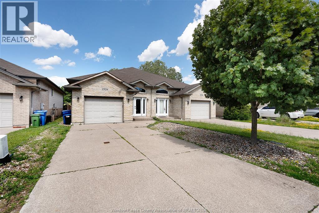 1924 Northway Avenue, Windsor, Ontario  N9B 0A3 - Photo 2 - 26014815