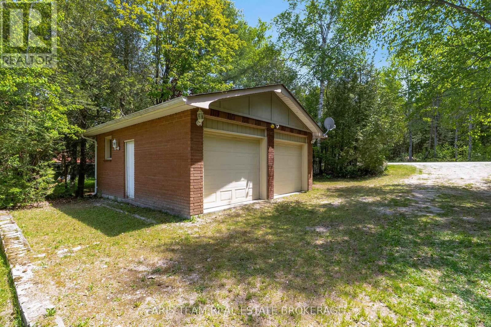 1787 Champlain Road, Tiny, Ontario L9M 0B6 - Photo 38 - S13239272