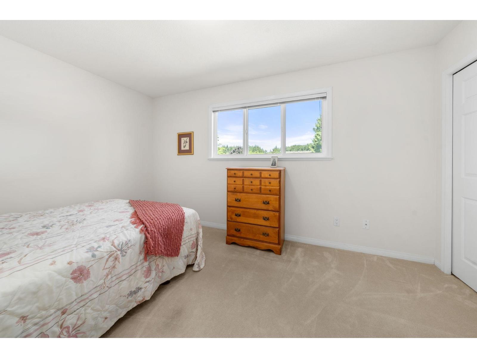 Listing image 24