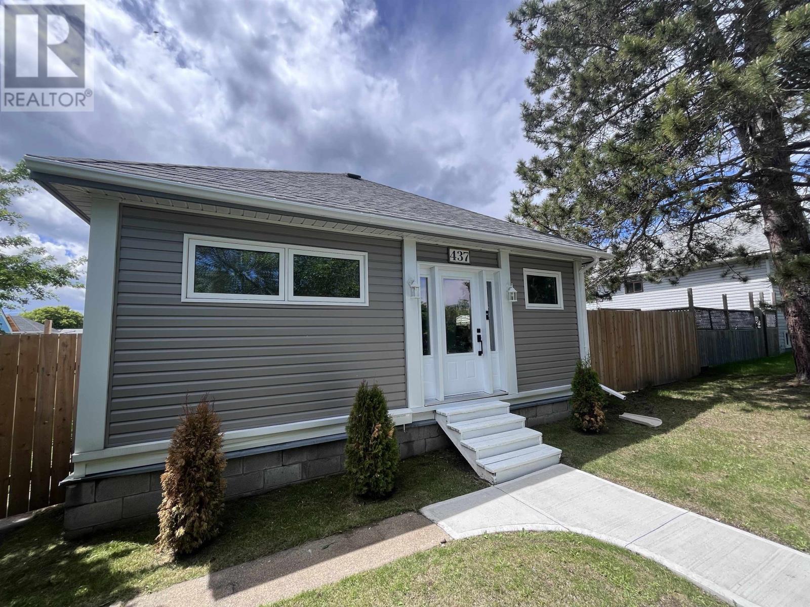 437 Hodder Ave, Thunder Bay, Ontario  P7A 1V1 - Photo 4 - TB2601616