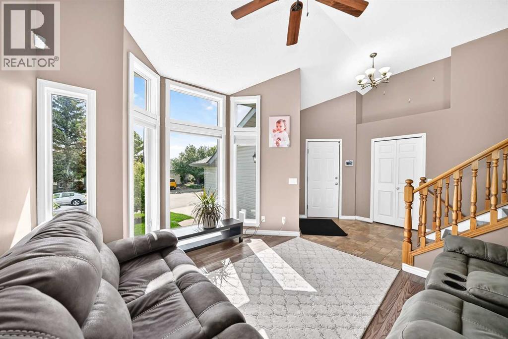 47 Harvest Glen Rise NE, Calgary, Alberta  T3K 4C1 - Photo 7 - A2321581