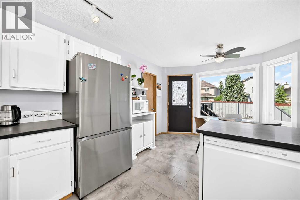47 Harvest Glen Rise NE, Calgary, Alberta  T3K 4C1 - Photo 14 - A2321581