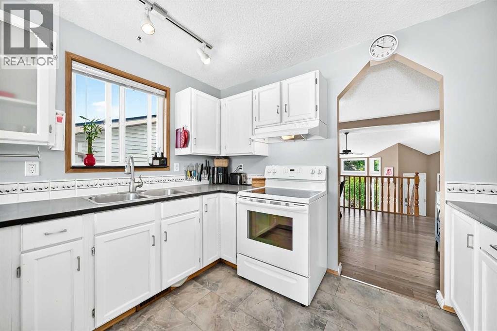 47 Harvest Glen Rise NE, Calgary, Alberta  T3K 4C1 - Photo 13 - A2321581