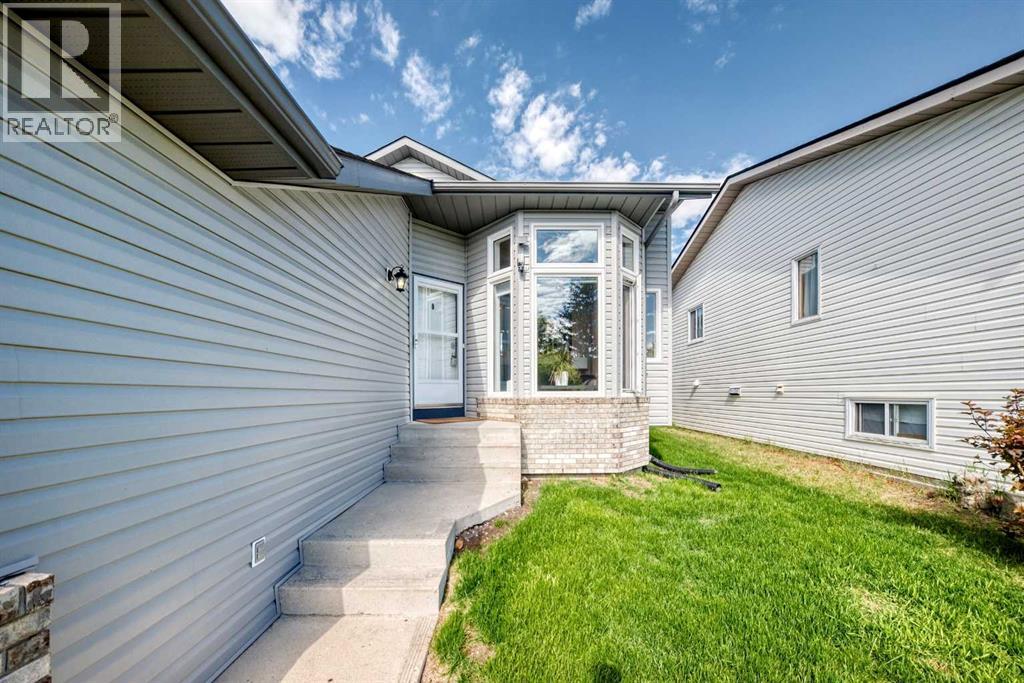47 Harvest Glen Rise NE, Calgary, Alberta  T3K 4C1 - Photo 3 - A2321581