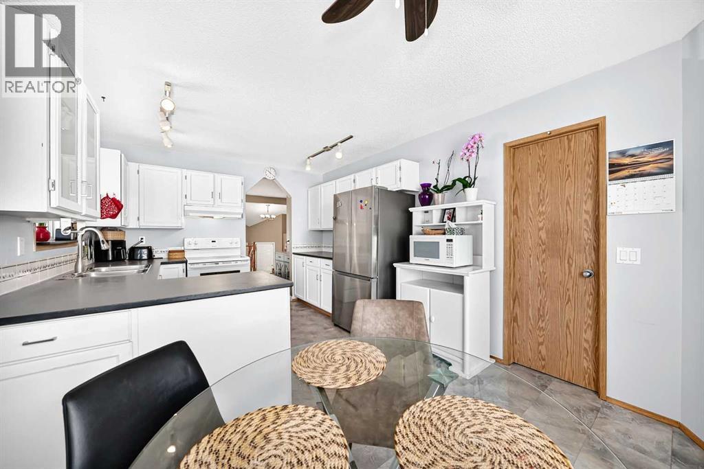 47 Harvest Glen Rise NE, Calgary, Alberta  T3K 4C1 - Photo 18 - A2321581