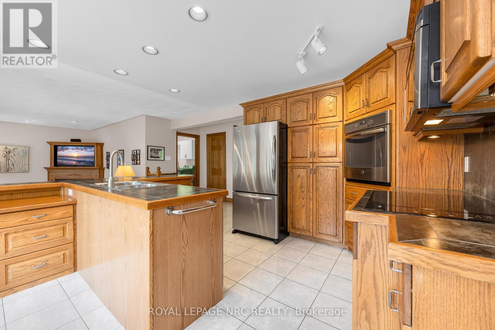 57 Millbridge Crescent, Pelham (Fonthill), Ontario L3E 0E1 - Photo 16 - X13475460
