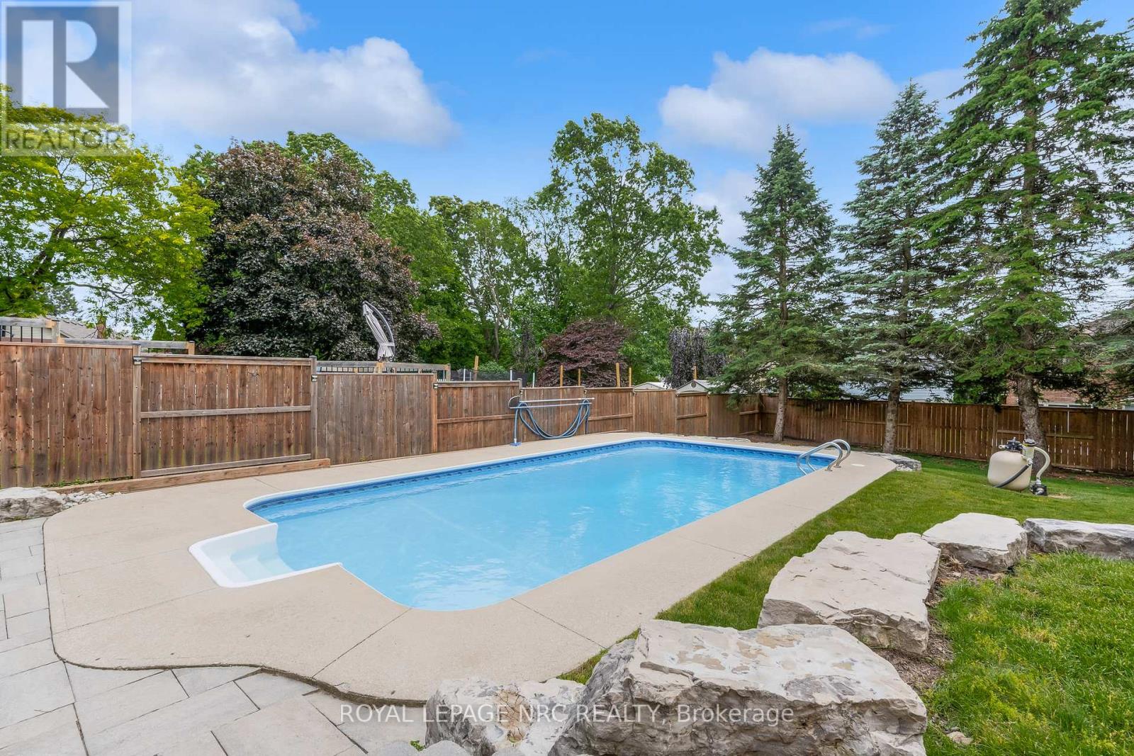 57 Millbridge Crescent, Pelham (Fonthill), Ontario L3E 0E1 - Photo 47 - X13475460