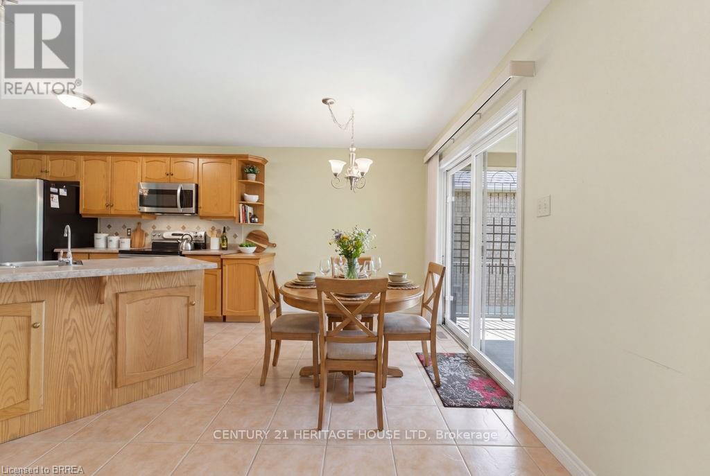 30 Cobblestone Drive, Brant, Ontario  N3L 4G1 - Photo 13 - X13475344