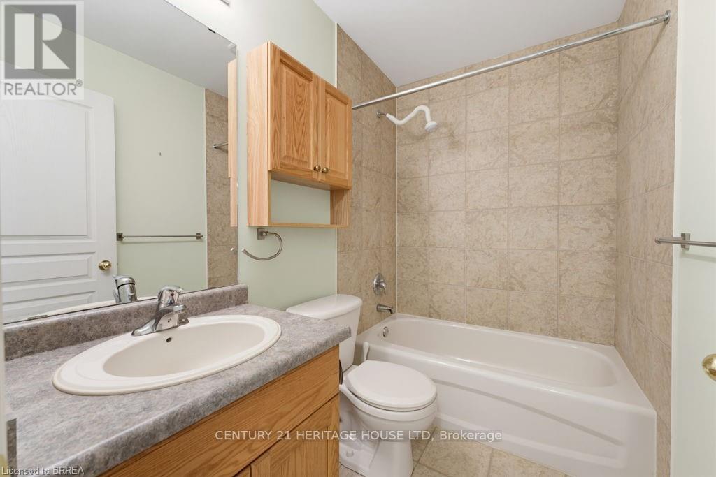 30 Cobblestone Drive, Brant, Ontario  N3L 4G1 - Photo 25 - X13475344