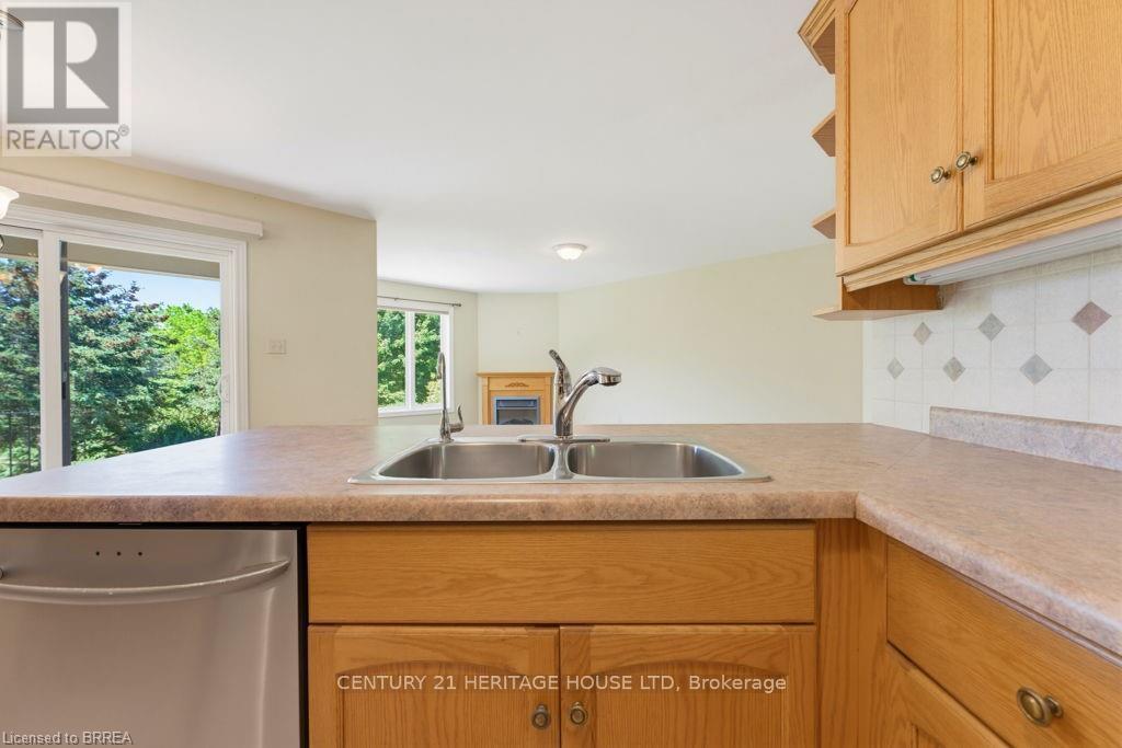 30 Cobblestone Drive, Brant, Ontario  N3L 4G1 - Photo 9 - X13475344