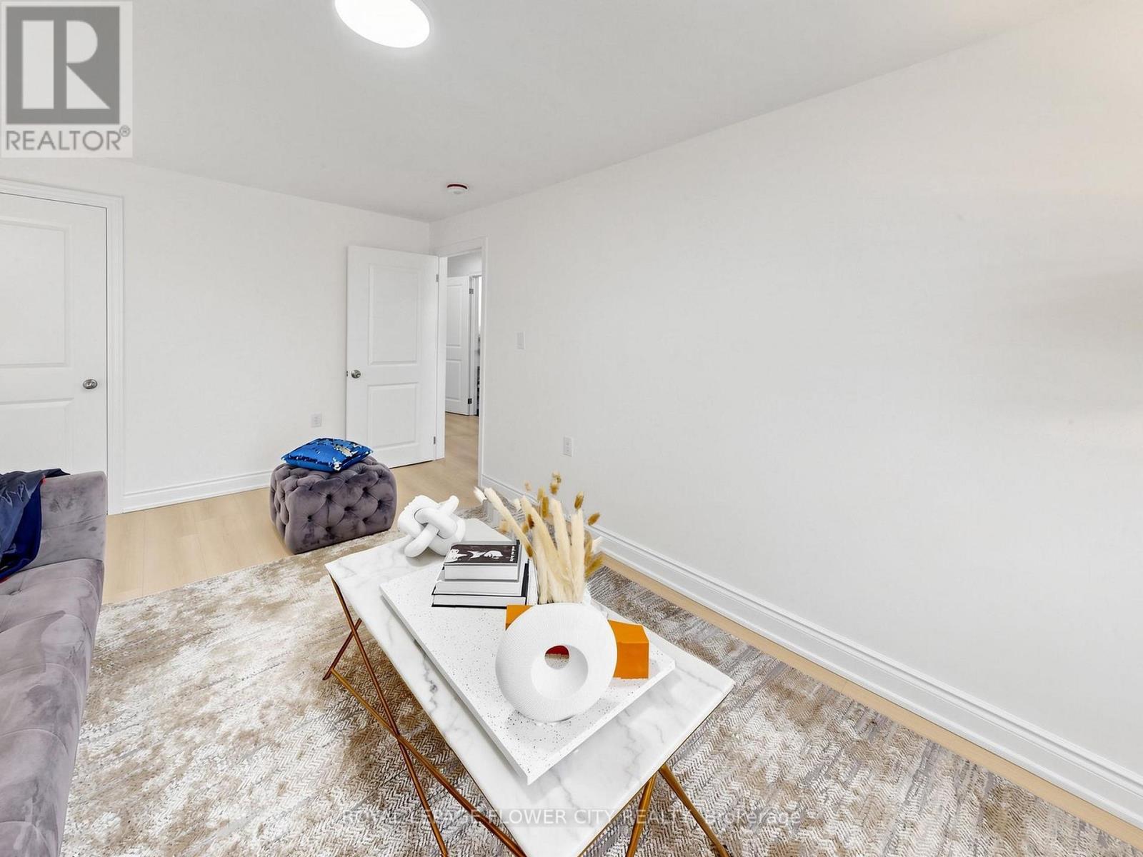 11 Holton Avenue N, Hamilton, Ontario  L8L 6H3 - Photo 30 - X13475376