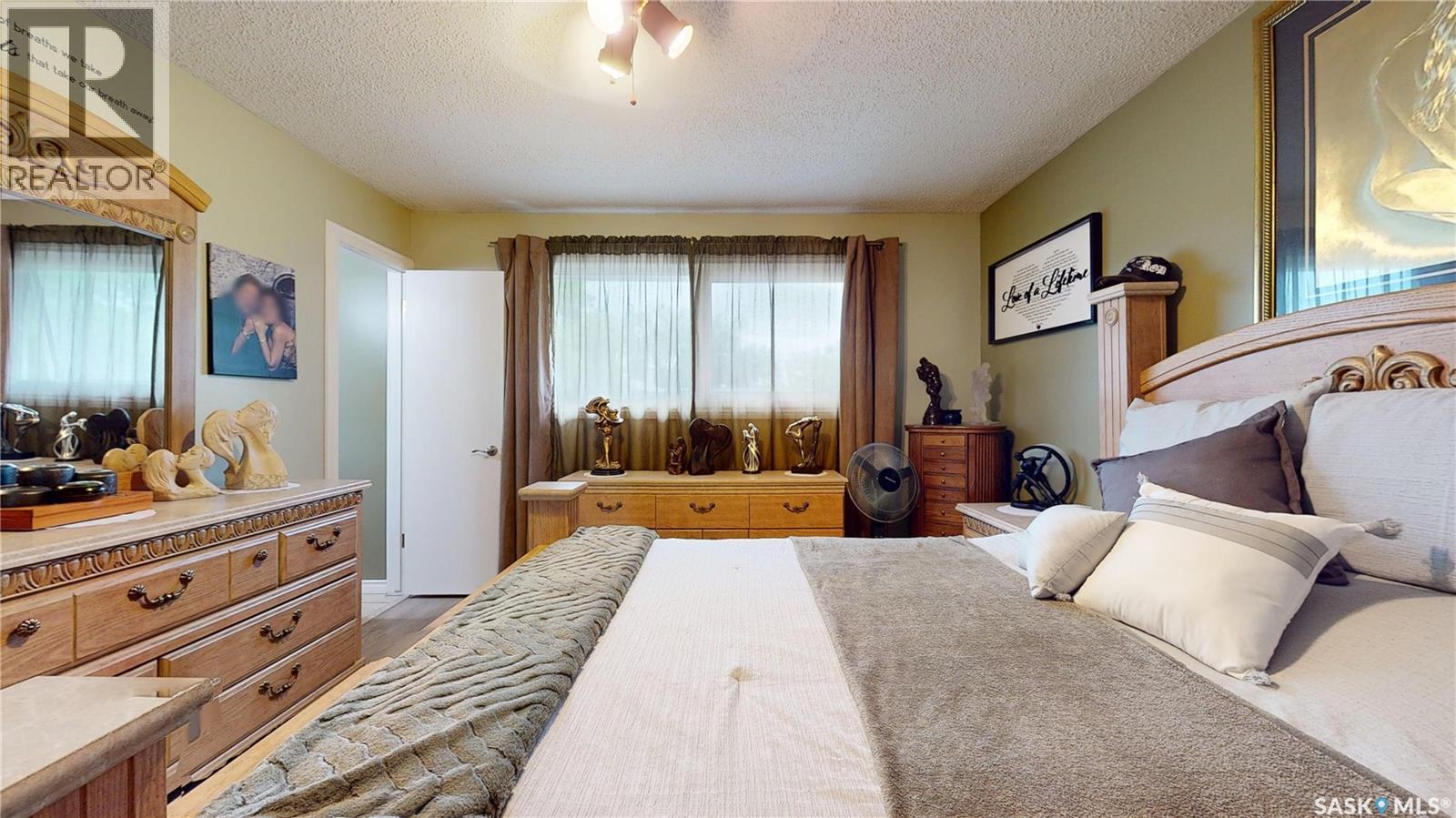 255 Litzenberger Crescent, Regina, Saskatchewan  S4R 7A2 - Photo 22 - SK038456
