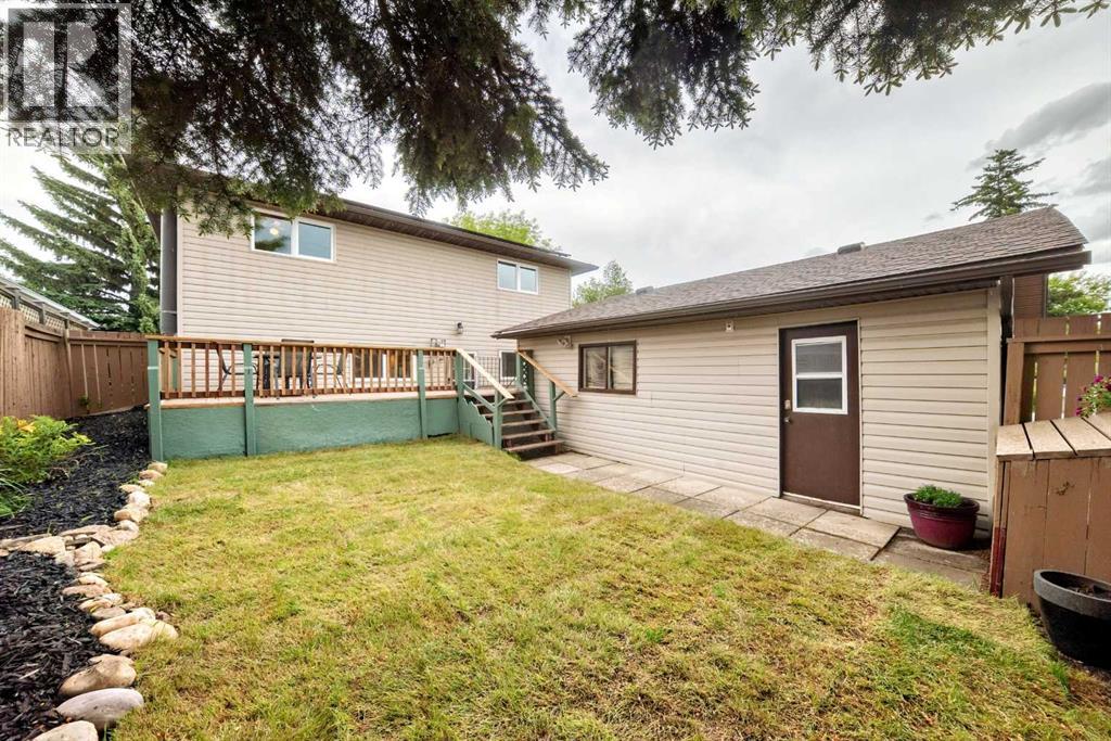 584 Woodhill Place SW, Calgary, Alberta  T2W 3L5 - Photo 34 - A2320553