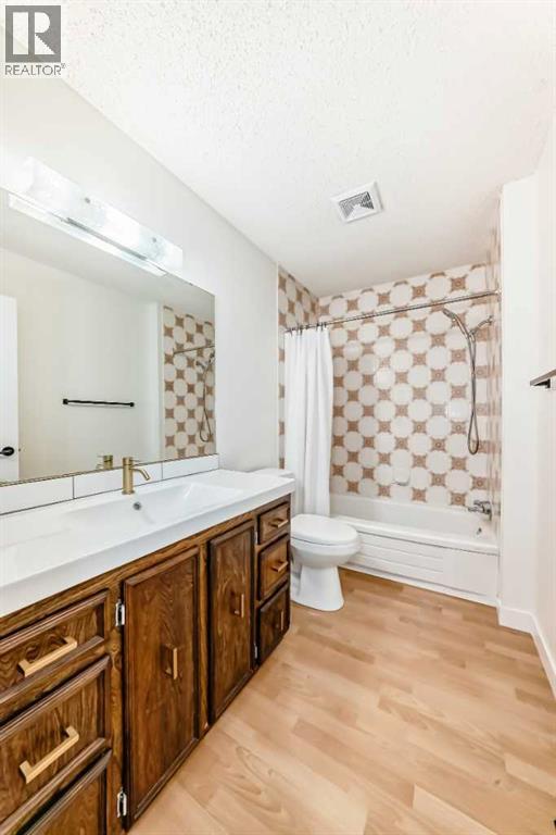 584 Woodhill Place SW, Calgary, Alberta  T2W 3L5 - Photo 28 - A2320553