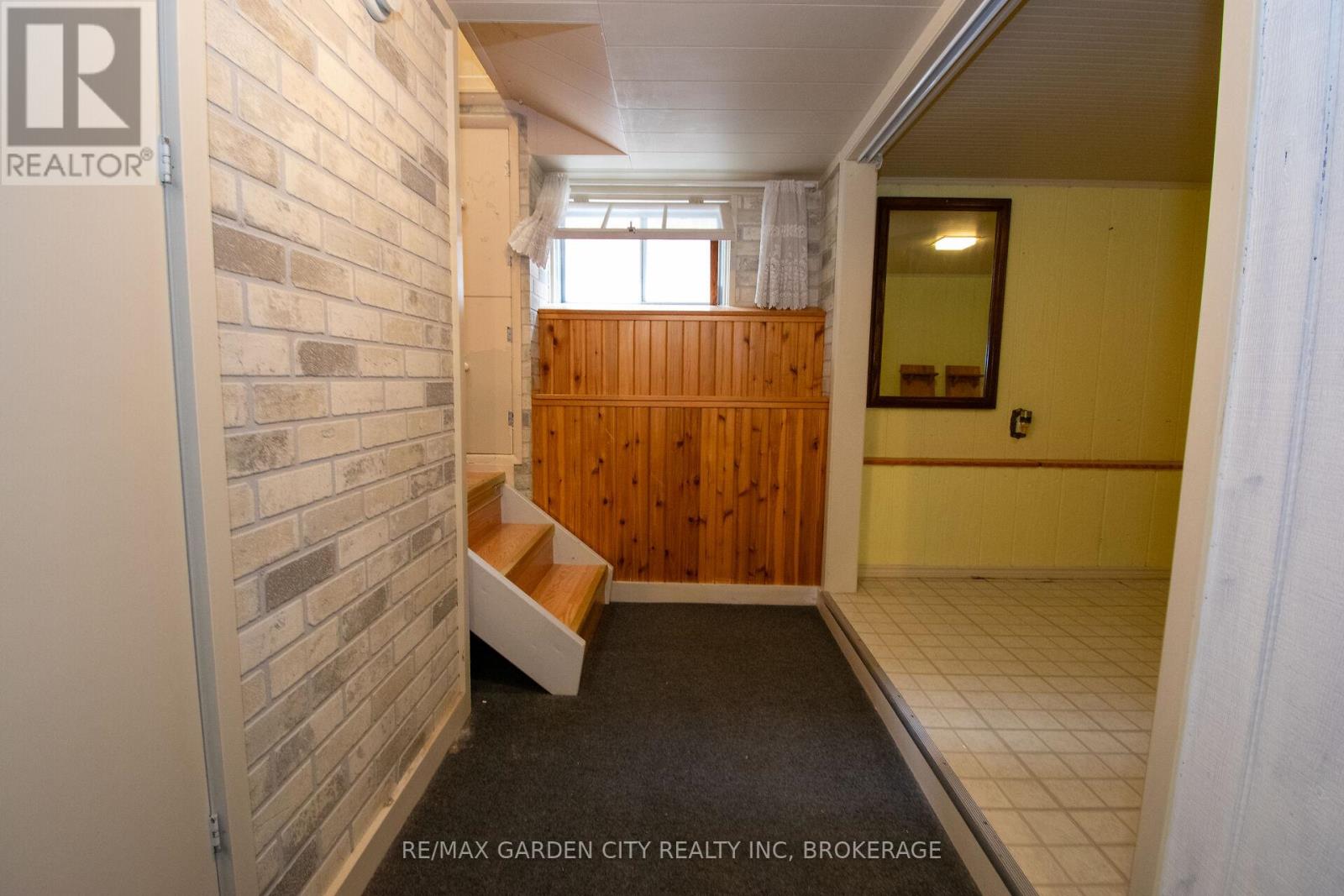 38 Mildred Avenue, St. Catharines, Ontario  L2R 6J1 - Photo 37 - X13475530