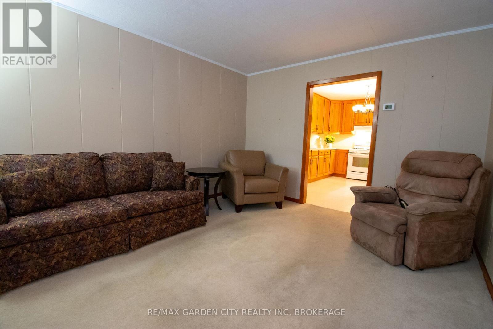 38 Mildred Avenue, St. Catharines, Ontario  L2R 6J1 - Photo 8 - X13475530