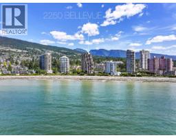 PH 2250 BELLEVUE AVENUE, West Vancouver, British Columbia
