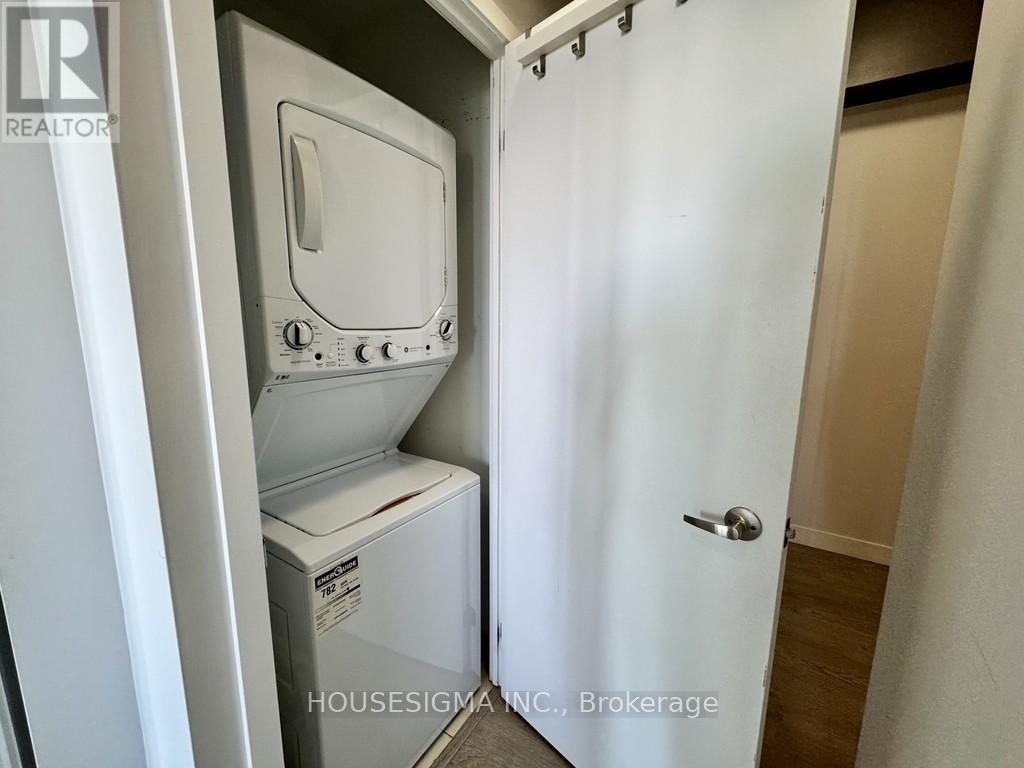 811 - 2055 Danforth Avenue, Toronto, Ontario M4C 1J8 - Photo 9 - E13475490