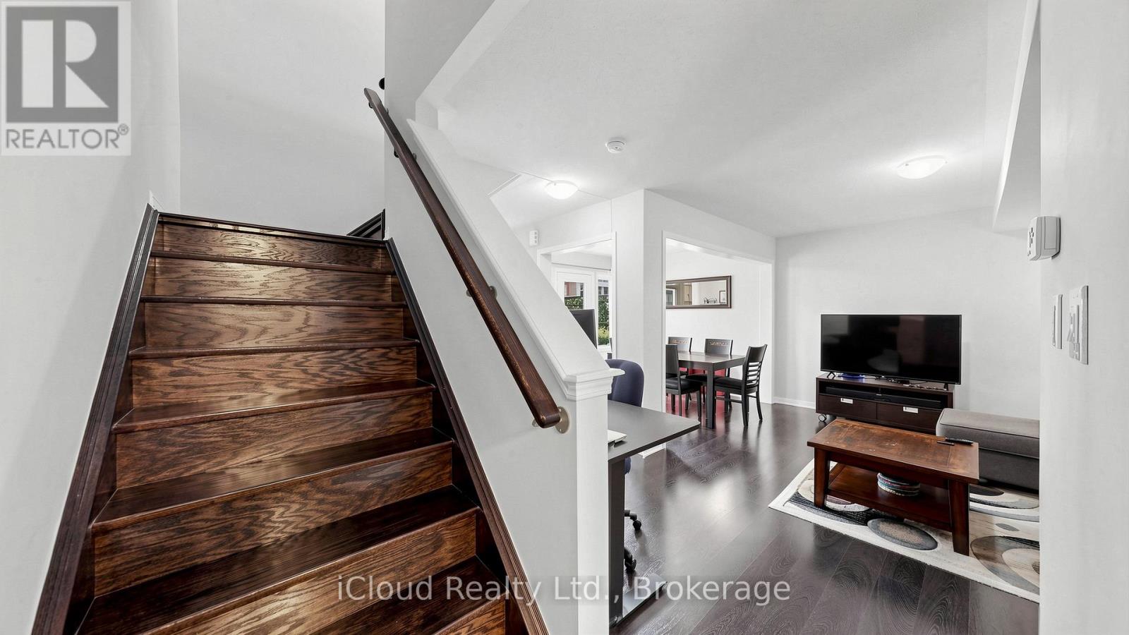 118 Baycliffe Crescent, Brampton, Ontario  L7A 3Z4 - Photo 5 - W13475484