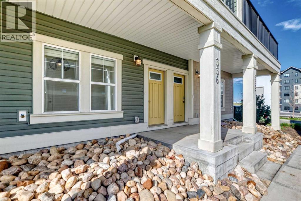 336 South Point Square SW, Airdrie, Alberta  T4B 5C3 - Photo 3 - A2313676
