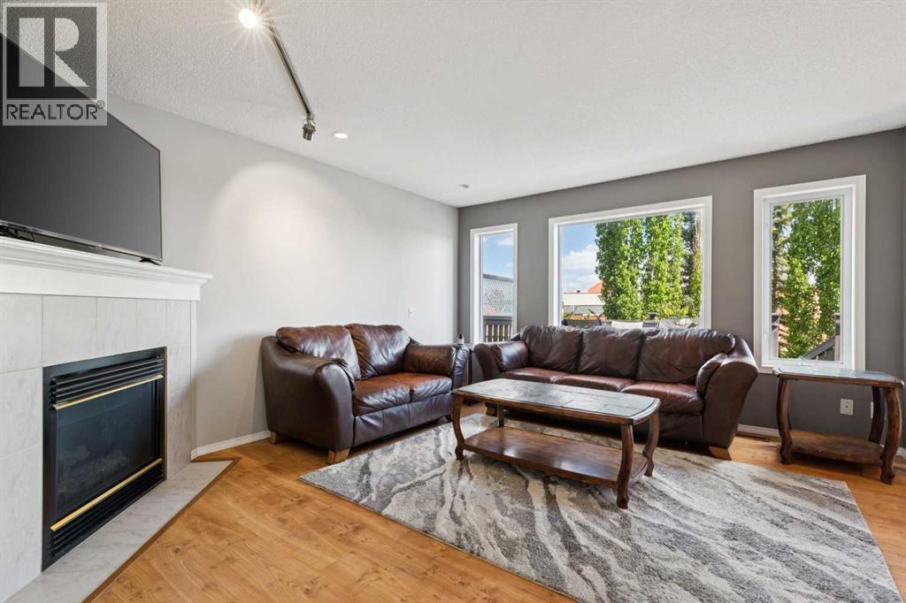 18 Bridlewood Way SW, Calgary, Alberta  T2Y 3R5 - Photo 11 - A2318296