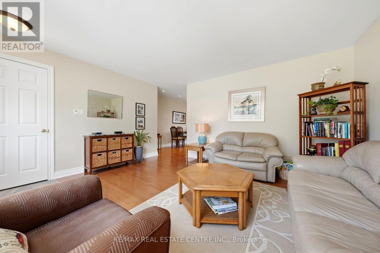 5 Hale Drive, Halton Hills, Ontario L7G 4C3 - Photo 8 - W13474780