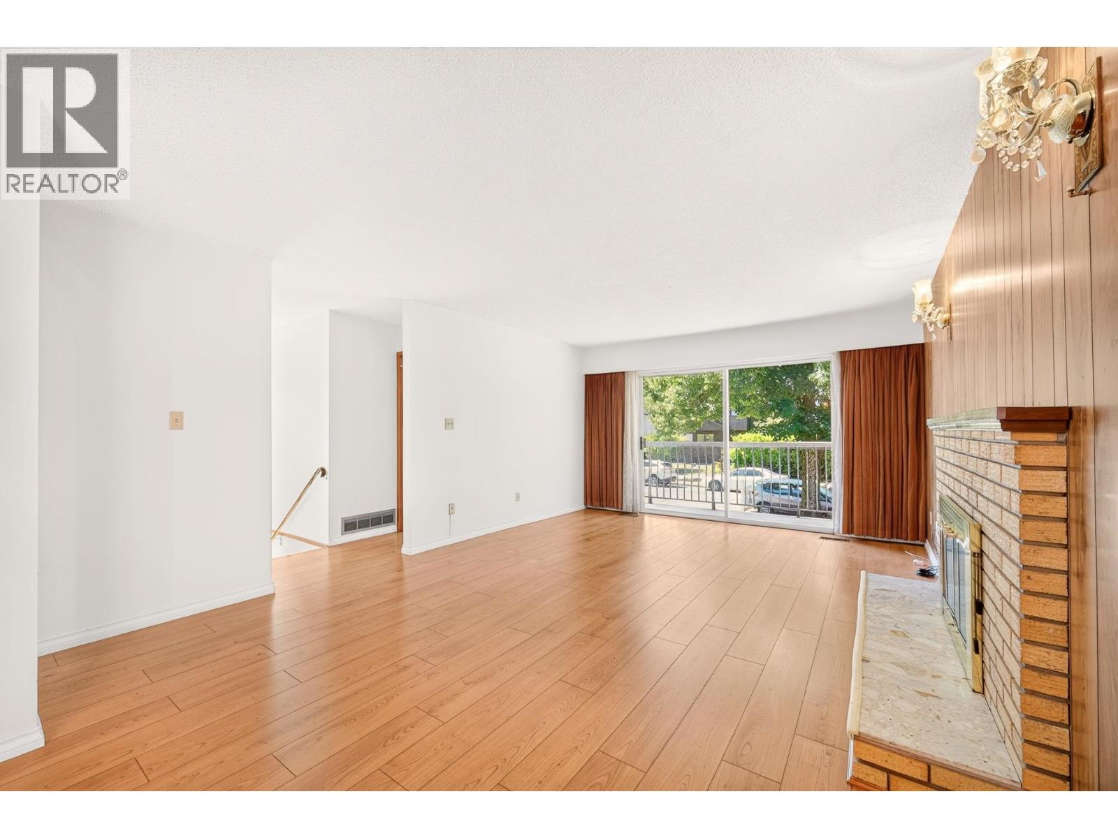 2463 Galt Street, Vancouver, British Columbia  V5R 2R8 - Photo 4 - R3138321