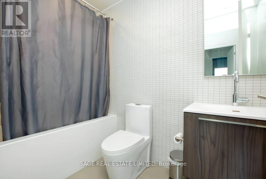 801 - 2720 Dundas Street W, Toronto, Ontario  M6P 1Y2 - Photo 9 - W13475562