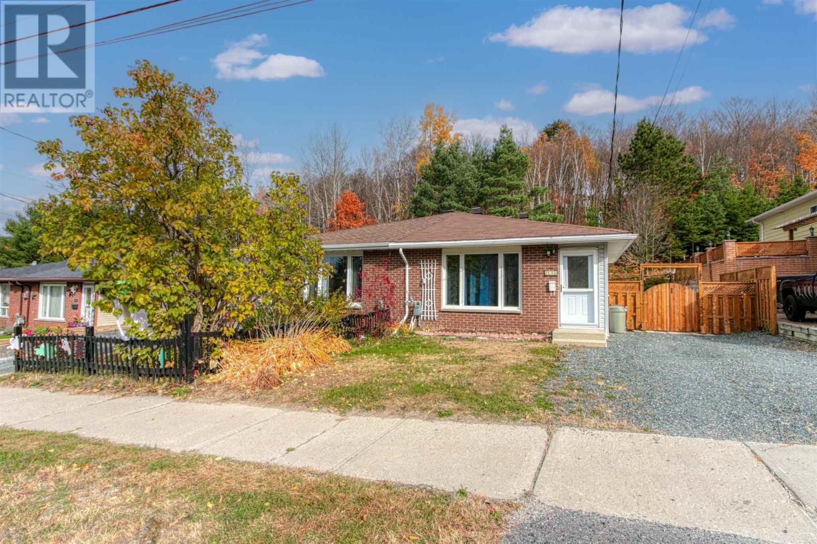 168B Ottawa AVE, Elliot Lake, Ontario